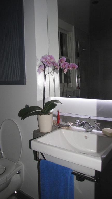 Holmewood Homestay London Bagian luar foto