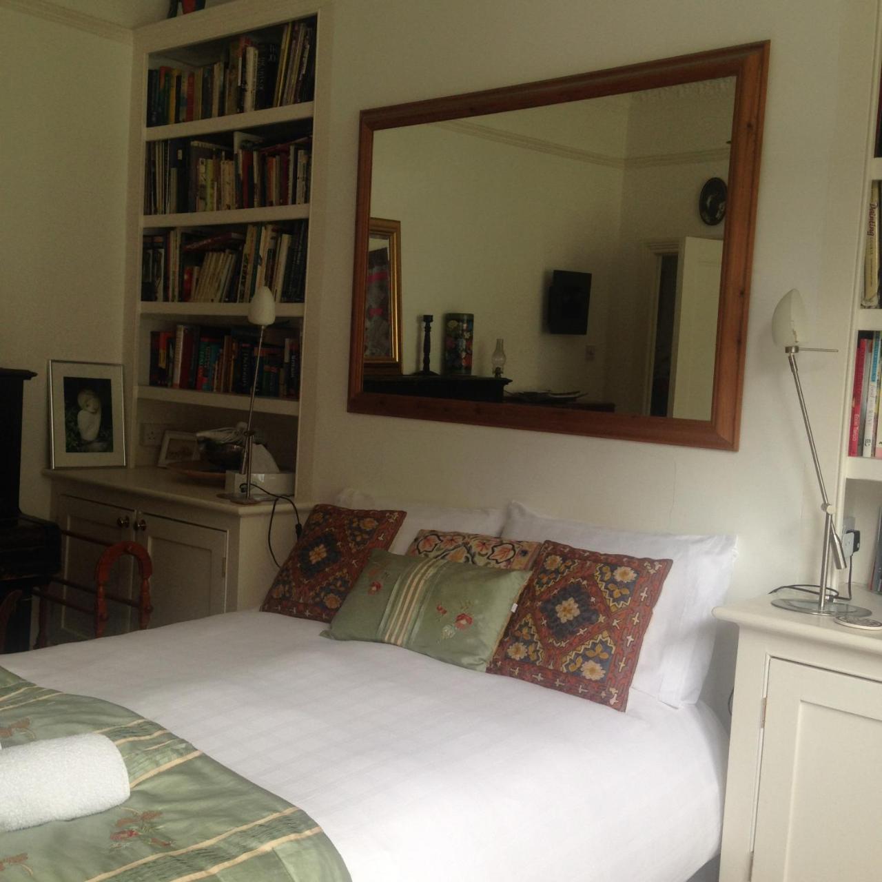 Holmewood Homestay London Bagian luar foto